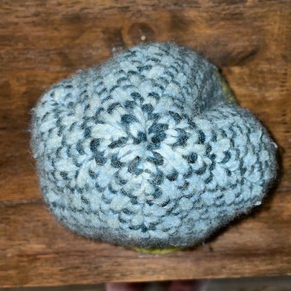 Patagonia Knit Beanie in Blue and Yellow - Picture 7 of 7